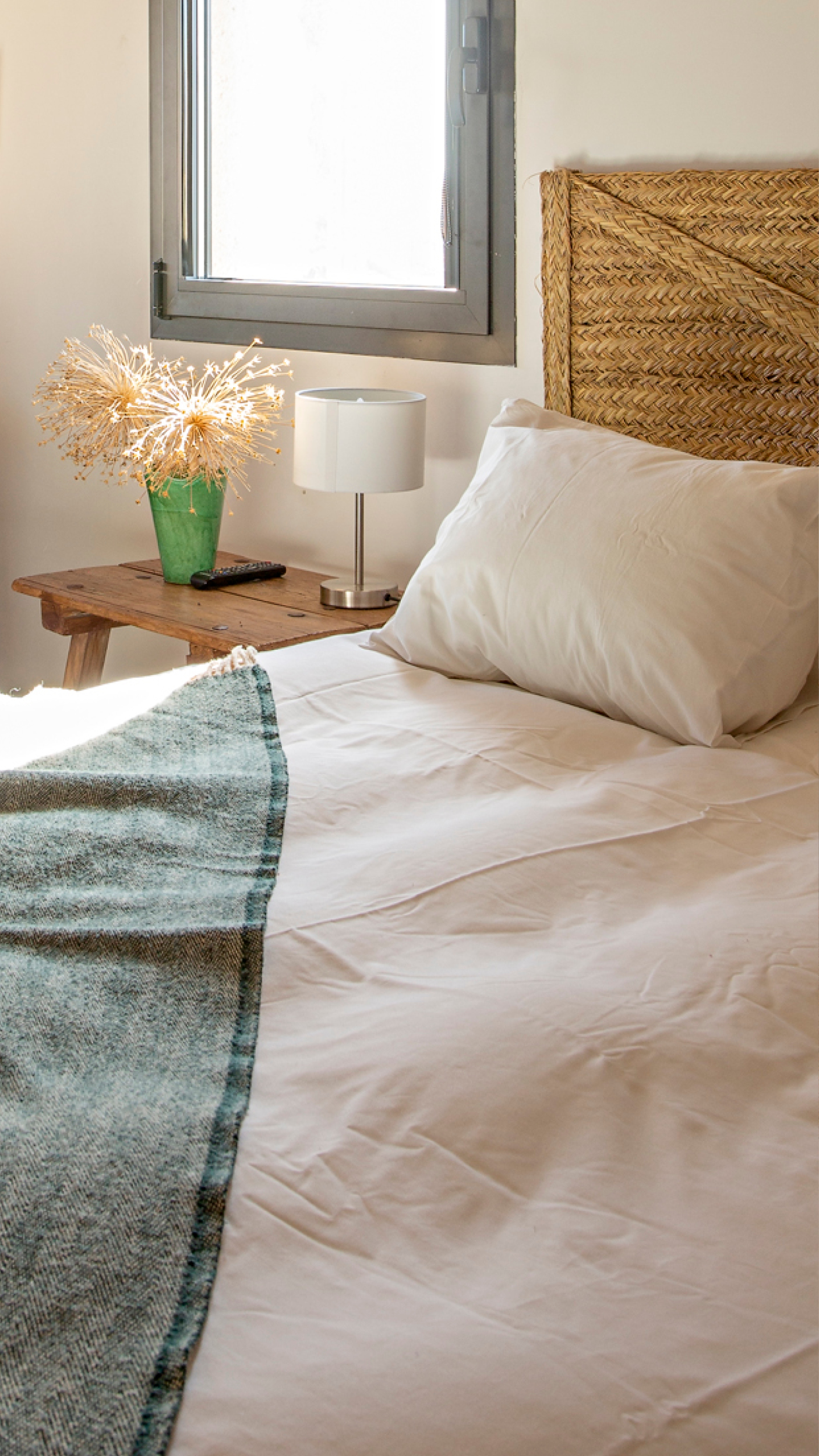 Las Albercas de Tenzuela, El Balcon, Luminoso dormitorio con cama doble, escritorio