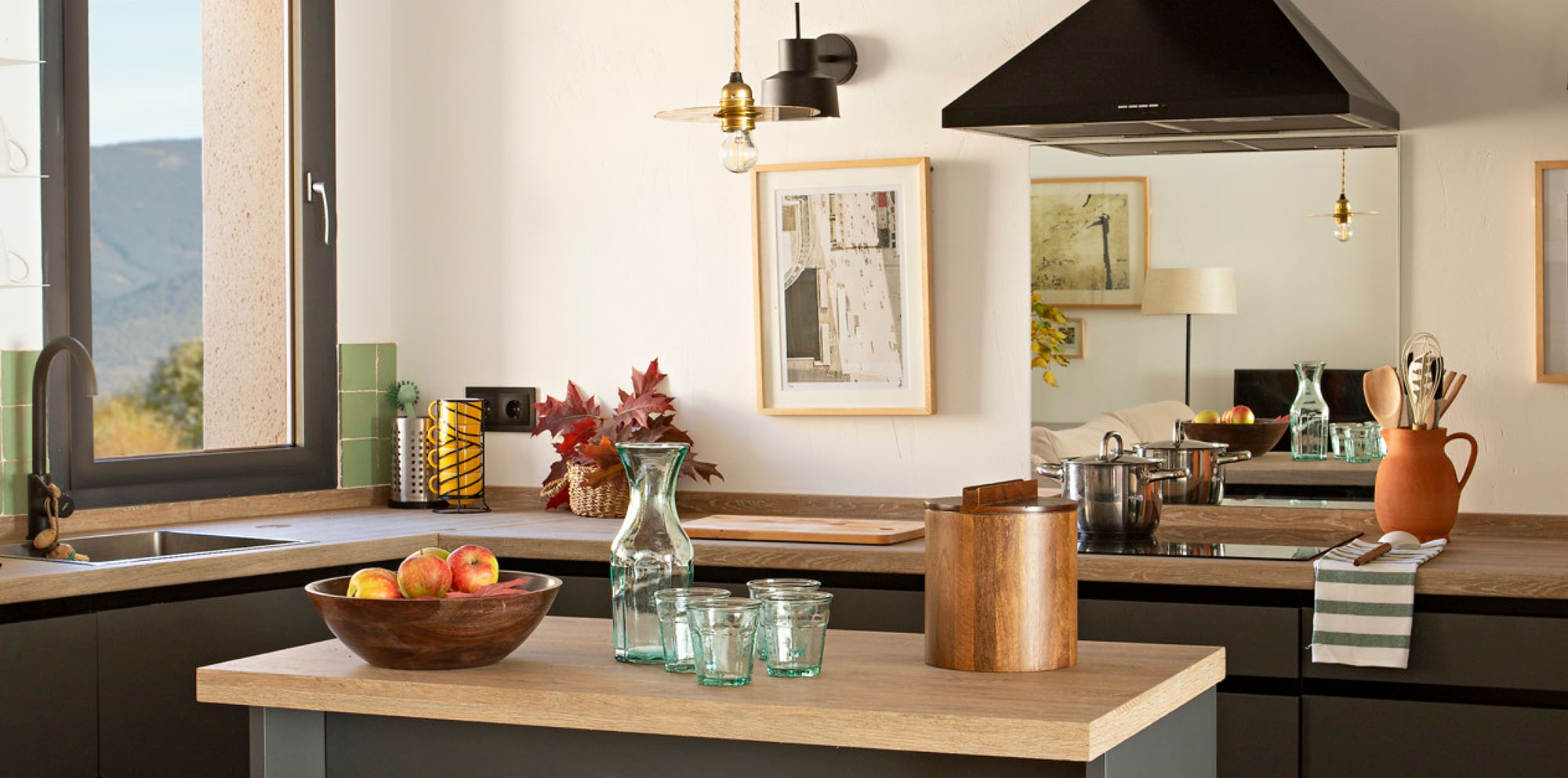 Albercas de Tenzuela, La Alberca, Cocina nueva con vitrocerámica